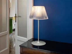 Romeo Moon Table 1
